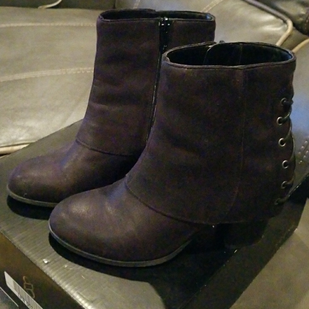 Ankle boots